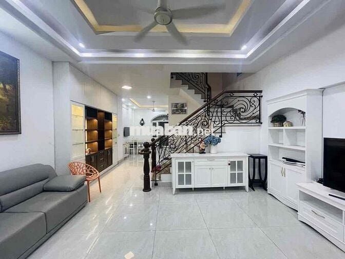 Nhà Phố CityLand Sát Emart Phan Văn Trị P5: 6x20m, full nội thất