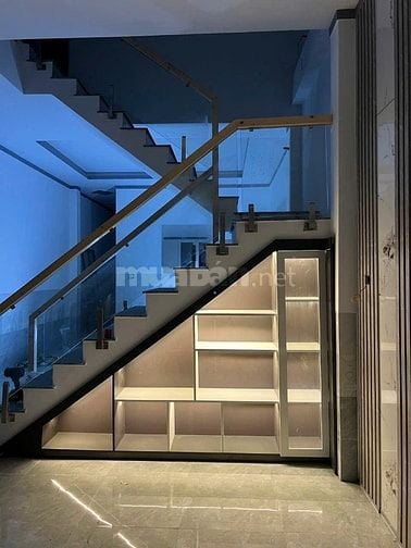 Chính chủ đầu tư xây dựng đăng bán căn nhà mới tinh vừa hoàn thiện với