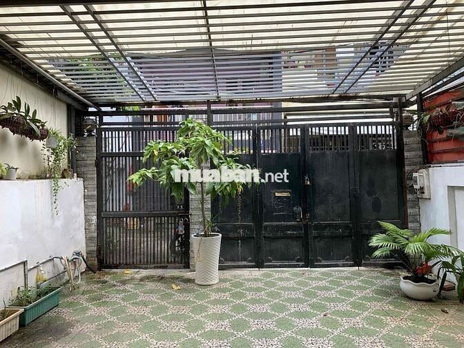 Bán nhà chính chủ, sổ hồng, 150m2 ( 5mX30m) Mặt tiền đ 52, P Hiệp binh