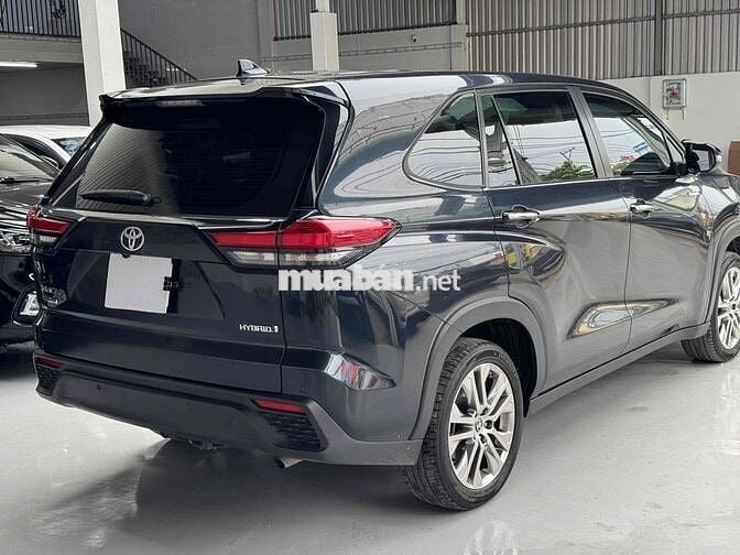 Toyota Innova Cross Xăng Điện 2024, Sơn Zin 100%