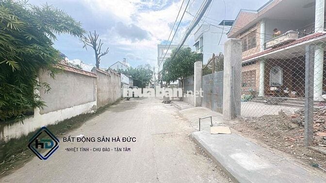 Đất 4.5x24 mặt tiền hẻm lớn cách đường Lê Văn Khuong 50m