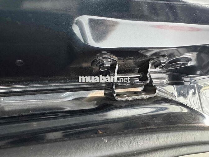 Toyota Innova Cross Xăng Điện 2024, Sơn Zin 100%