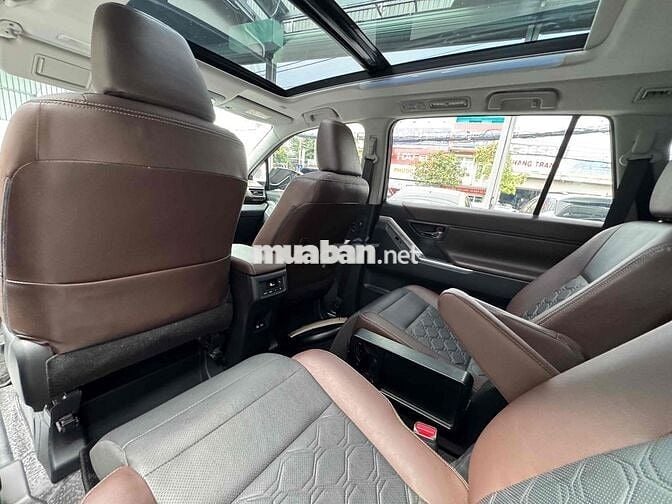 Toyota Innova Cross Xăng Điện 2024, Sơn Zin 100%
