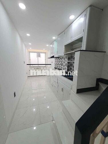 54/34 Ngô Quyền p.8 q.10 .giá 3,5 tỷ