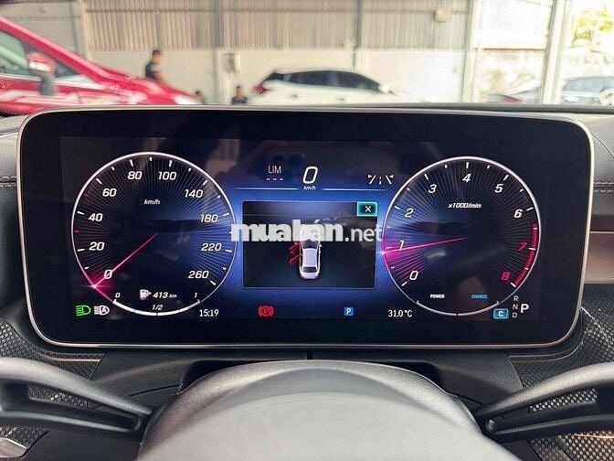 Mecerdes C300 AMG 2022 Xanh, Lướt 8.000 Km