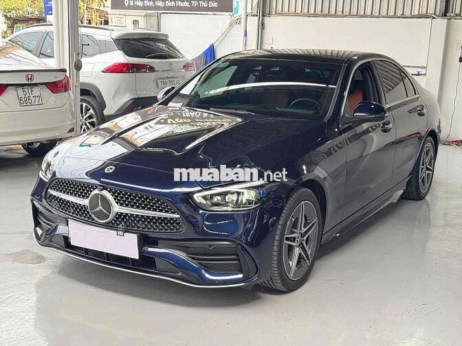 Mecerdes C300 AMG 2022 Xanh, Lướt 8.000 Km