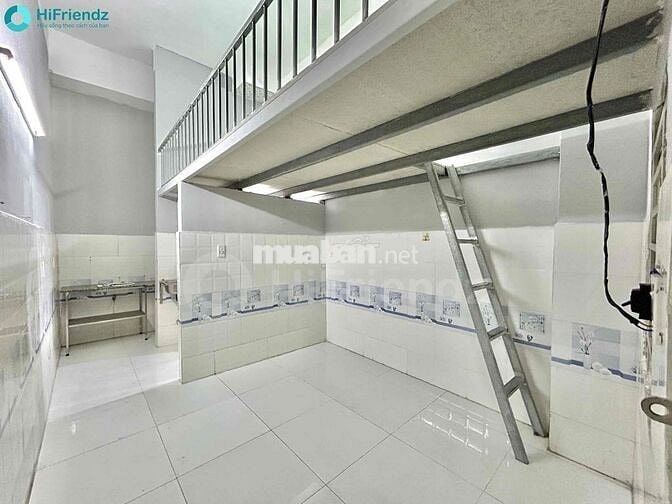 Phòng gác cao 2m, ở được 3-4 người