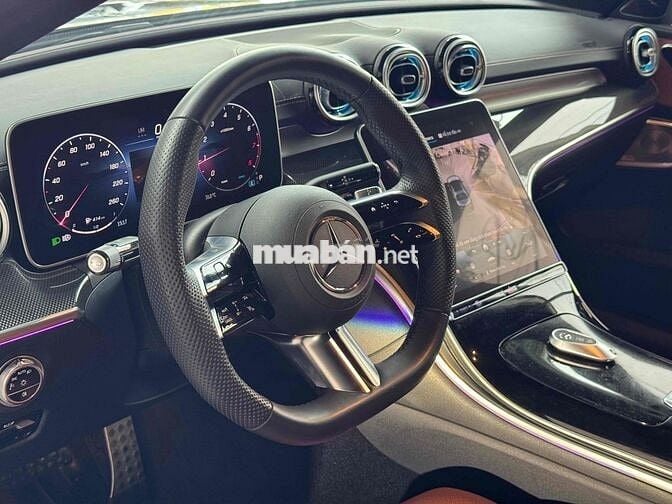 Mecerdes C300 AMG 2022 Xanh, Lướt 8.000 Km