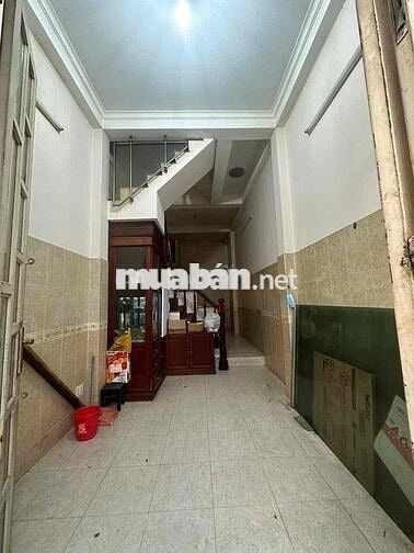 Bán nhà HXH đường kinh dương vương gần vòng xoay mũi tàu Hậu Giang