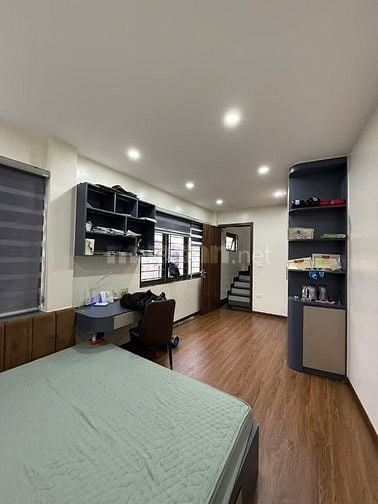 CHUYỂN NHÀ MỚI.CẦN BÁN NHÀ TỰ XÂY 5 TẦNG CHẮC CHẮN. ĐỂ LẠI FULL ĐỒ XỊN