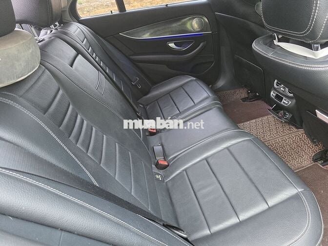 Mercedes Benz E Class 2017 E200 - 96000 km