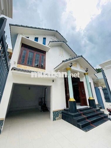 Cho thuê nhà 10x20 có 4pn 4wc gần vòng xoay Hiệp Thành 3