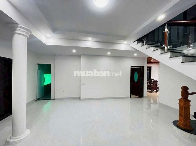 Cho thuê nhà 10x20 có 4pn 4wc gần vòng xoay Hiệp Thành 3