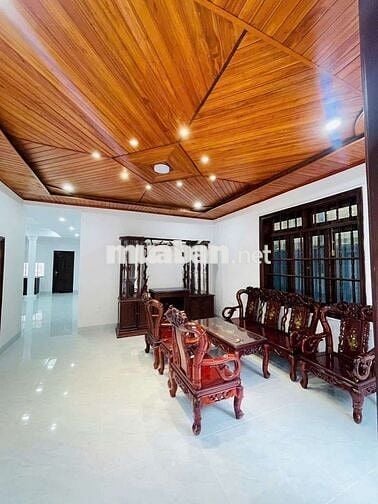 Cho thuê nhà 10x20 có 4pn 4wc gần vòng xoay Hiệp Thành 3