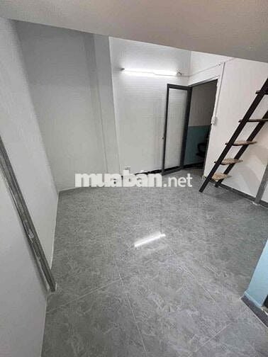 PHÒNG TRỐNG NGAY LÊ ĐỨC THỌ CỬA SỔ TRỜI