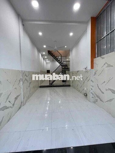 Nhà Chánh Mỹ 1 trệt 1 lầu 3 phòng Ngủ Sẵn máy lạnh , nước nóng