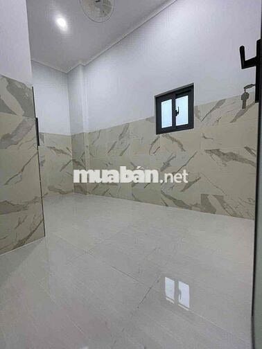 Nhà Chánh Mỹ 1 trệt 1 lầu 3 phòng Ngủ Sẵn máy lạnh , nước nóng