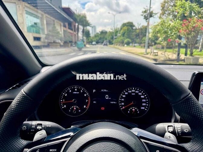 Kia K3 2024 Premium 2.0 AT - 14000 km