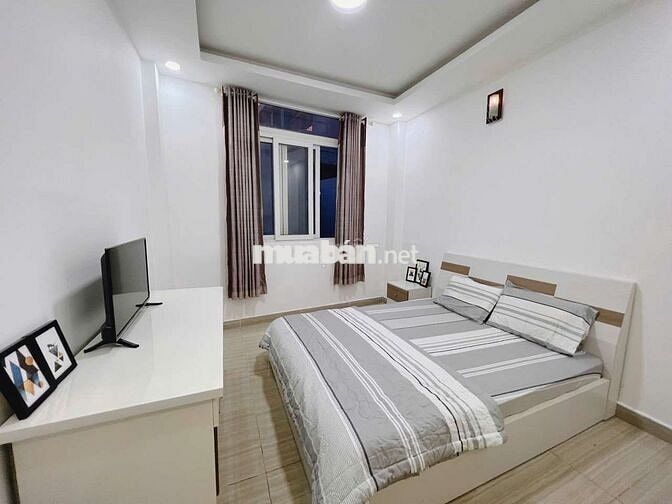 ĐÚNG HÌNH ĐÚNG DÁ_STUDIO CỬA SỔ MẶT TIỀN_FREE XE_FREE PHÍ DỊCH VỤ