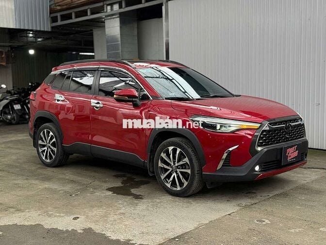 Toyota Corolla Cross 2023 1.8V,màu đỏ,34.000 km