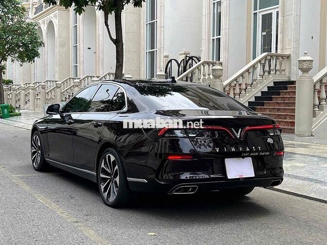 Vinfast Lux A 2.0 Premium 2019 - XHĐ cty