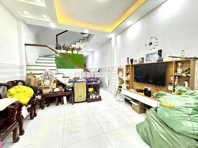 Hẻm xe hơi-62m2- ngang 5.2m- 3 tầng-4 PN- nhỉnh 7 tỷ- shr-chủ gấp