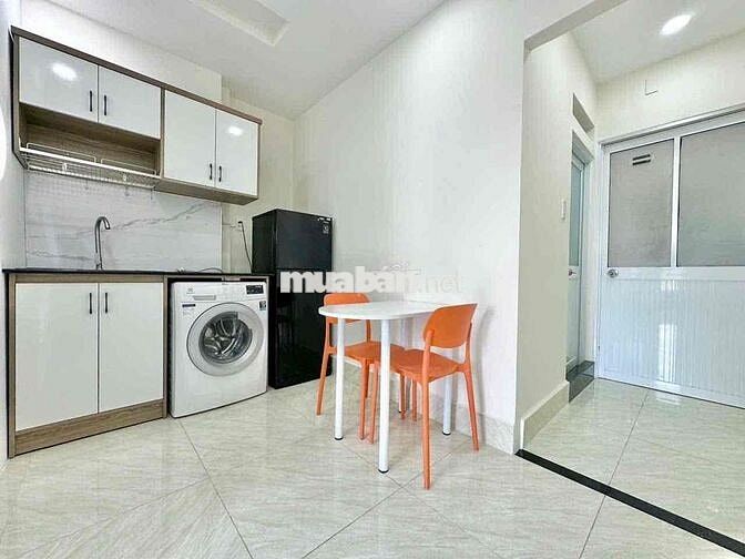 Cho thuê căn hộ dịch vụ full nội thất ban công, giá rẻ