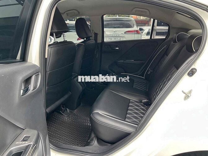 Honda City 2016 AT - 72000km