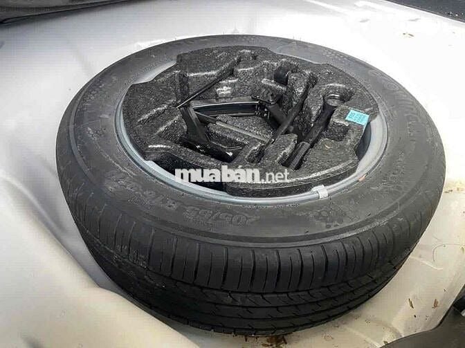 Hyundai Elantra Đặc biệt 2024