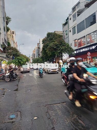Nhà Góc 2 Mặt tiền Nguyễn Đình Chiểu P2 Q3 5x15m 5T 45tr