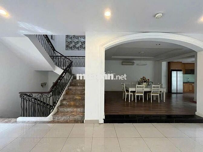 CHO THUÊ BIỆT THỰ PHÙNG KHẮC KHOAN Q1, DT 12x24M, HẦM 3 LẦU, HỒ BƠI