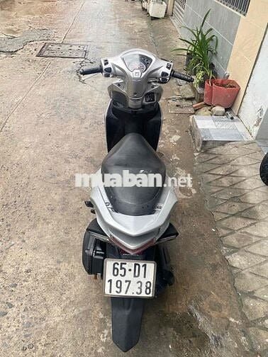 Vision 2015 xe đẹp máy zin êm đúng chủ chỉ 16tr