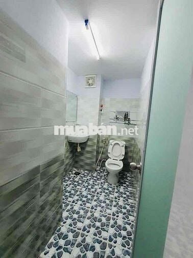 Cho Thuê Nhà Mat Tiền Đuong Số 7-Bình Tân