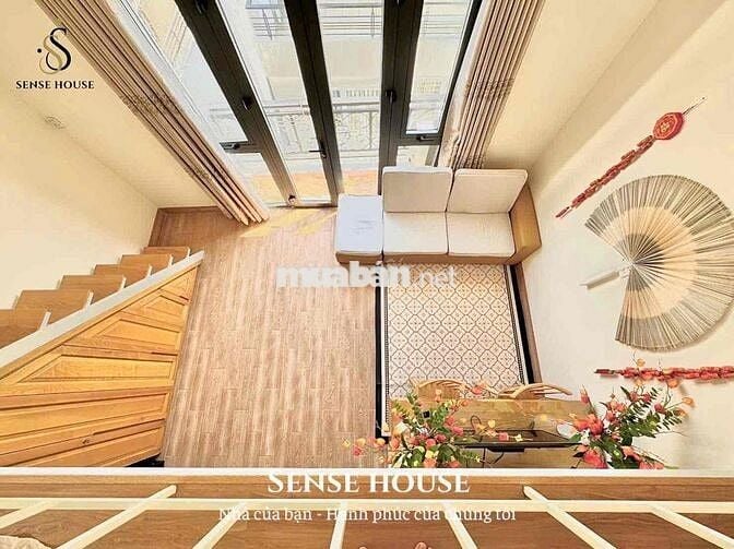 CĂN HỘ CÓ GÁC BAN CÔNG THOÁNG ÁNH SÁNG ĐẸP GẦN QUẬN 1 Ở NƠ TRANG LONG