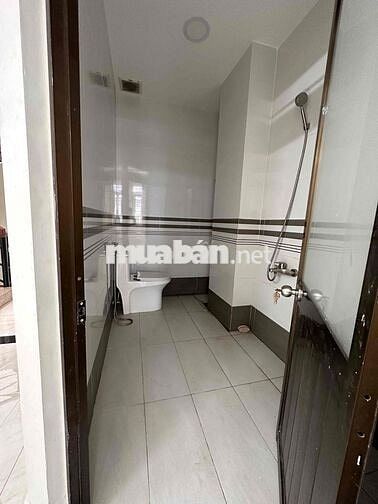 Cho thuê nhà đg sói 13 khu tên lửa 5*20 nhà đẹp giá 24tr