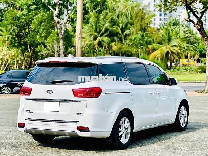 Kia Sedona 2020 3.3 GAT Premium - 42,000 km cọp.