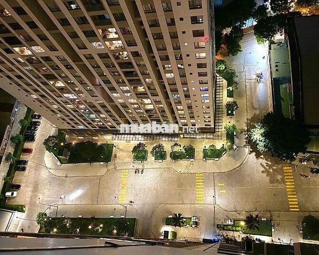 CẦN BÁN CĂN HỘ 2 MẶT VIEW SÔNG - TRUNG TÂM QUẬN 4