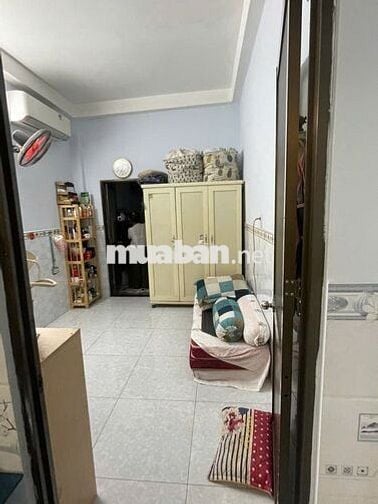 QUẬN 4 - NHÀ CÁCH MẶT TIỀN ĐOÀN VĂN BƠ 10M - 36.8m2 - 2TẦNG - 3 TỶ5