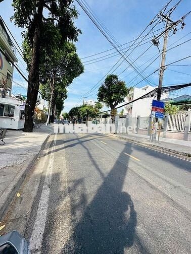 HIẾM! BÁN NHANH NHÀ MẶT TIỀN LINH TRUNG-330M2 CÔNG NHẬN ĐỦ,NGANG 7.2M