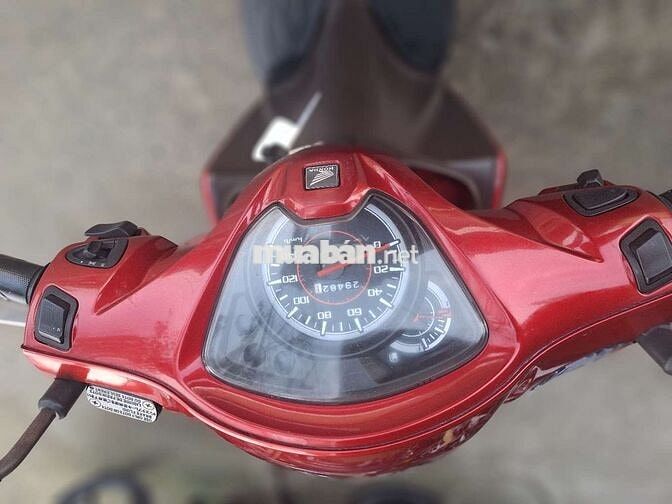 Honda vision . Đk 2018. Bstp  cà vẹt đầy đủ