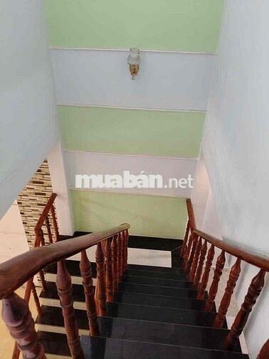 cho thuê nhà nguỷen căn đường 1C vlb lầu suốt 4p ngủ nước sạch giá rẻ