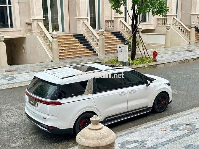 kia carrnival đồ chơi 450 triệu 2022