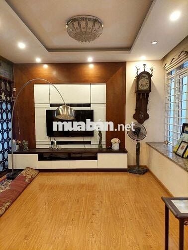 Nhà đẹp ngõ 6 Lê Văn Lương, đủ đồ