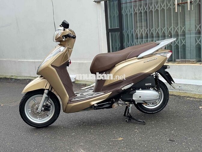 Lead 2016 máy rin chất. Tất cả các chi tren xe đep