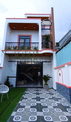 Ngộp Bank 900tr nhà sổ hồng riêng ngay Chợ Bình Chánh Thuê 11tr/tháng 