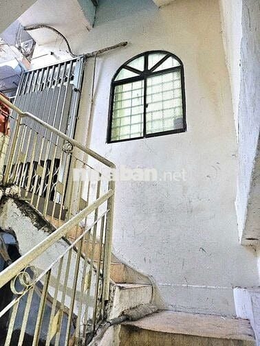 CHO THUÊ NHÀ NGUYÊN CĂN CHUNG CƯ LẦU 1 CHÍNH CHỦ ĐƯỜNG NGUYỄN TRÃI