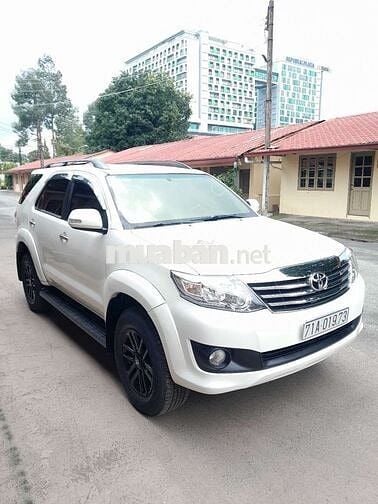 Fotuner 2015 2.7V 4x2 AT - 67000 km