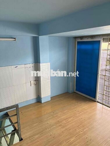 phòng trọ 20m2 đường đoàn văn bơ Quận 4