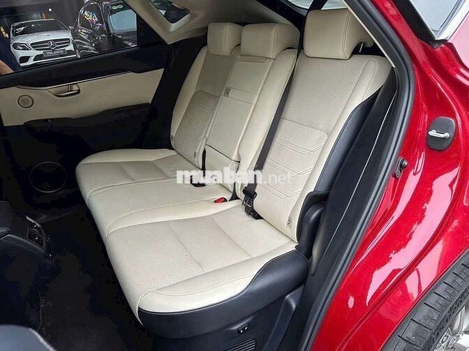 Cần bán gấp Lexus NX300 2017