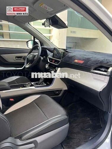 Toyota Veloz Cross 2025 - 9000 km